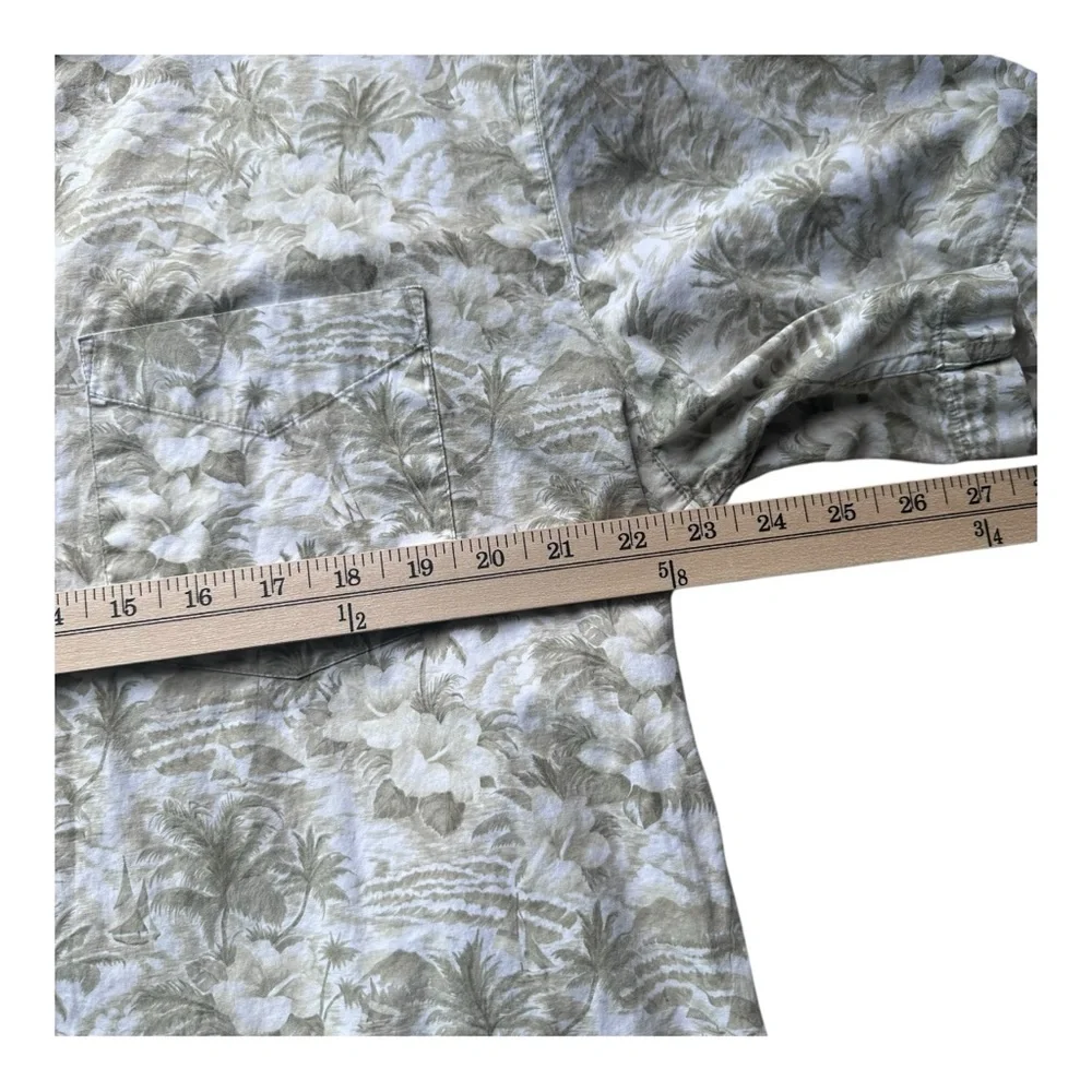 Men’s Batik Bay floral shirt‎ Size Large Hawaiian Party Tiki